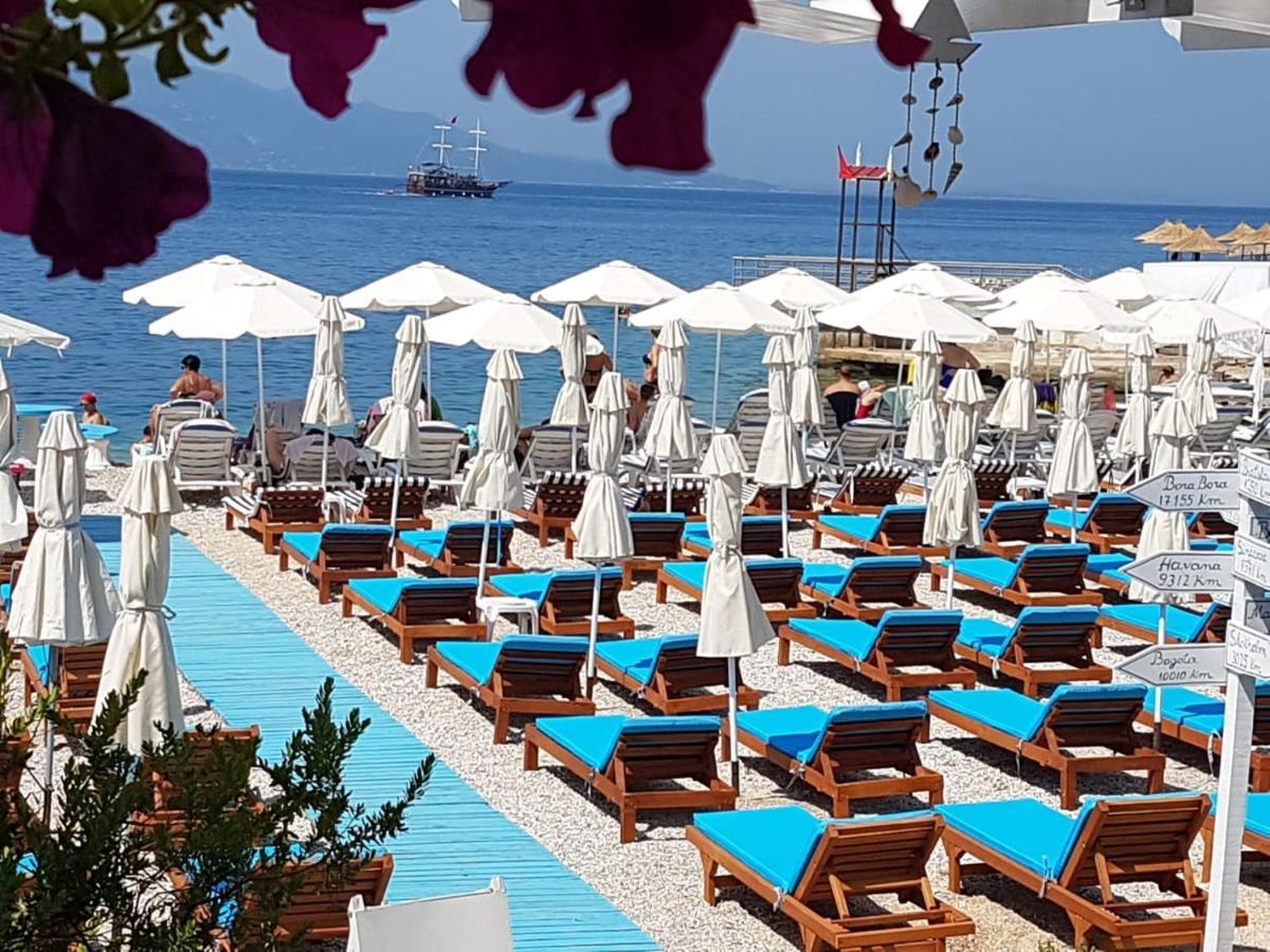Majki Beach Apartments Саранда Екстер'єр фото