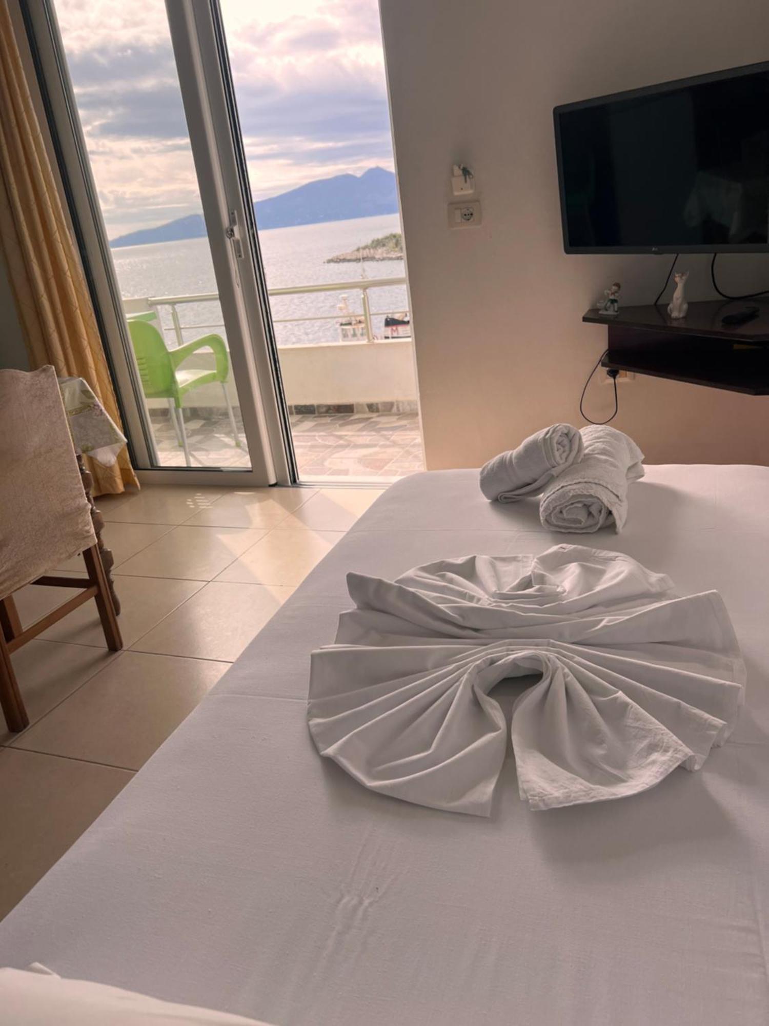 Majki Beach Apartments Саранда Екстер'єр фото