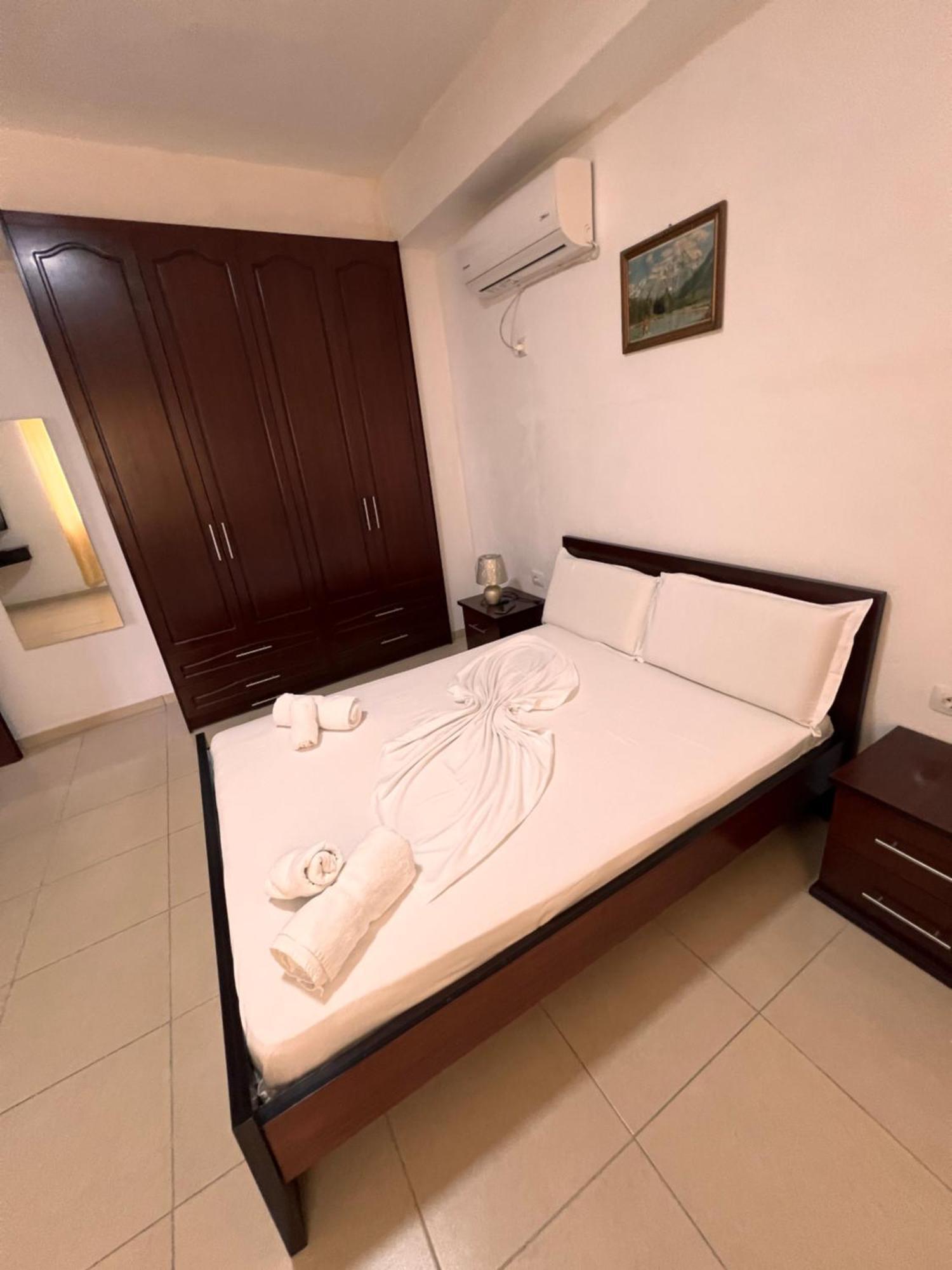 Majki Beach Apartments Саранда Екстер'єр фото