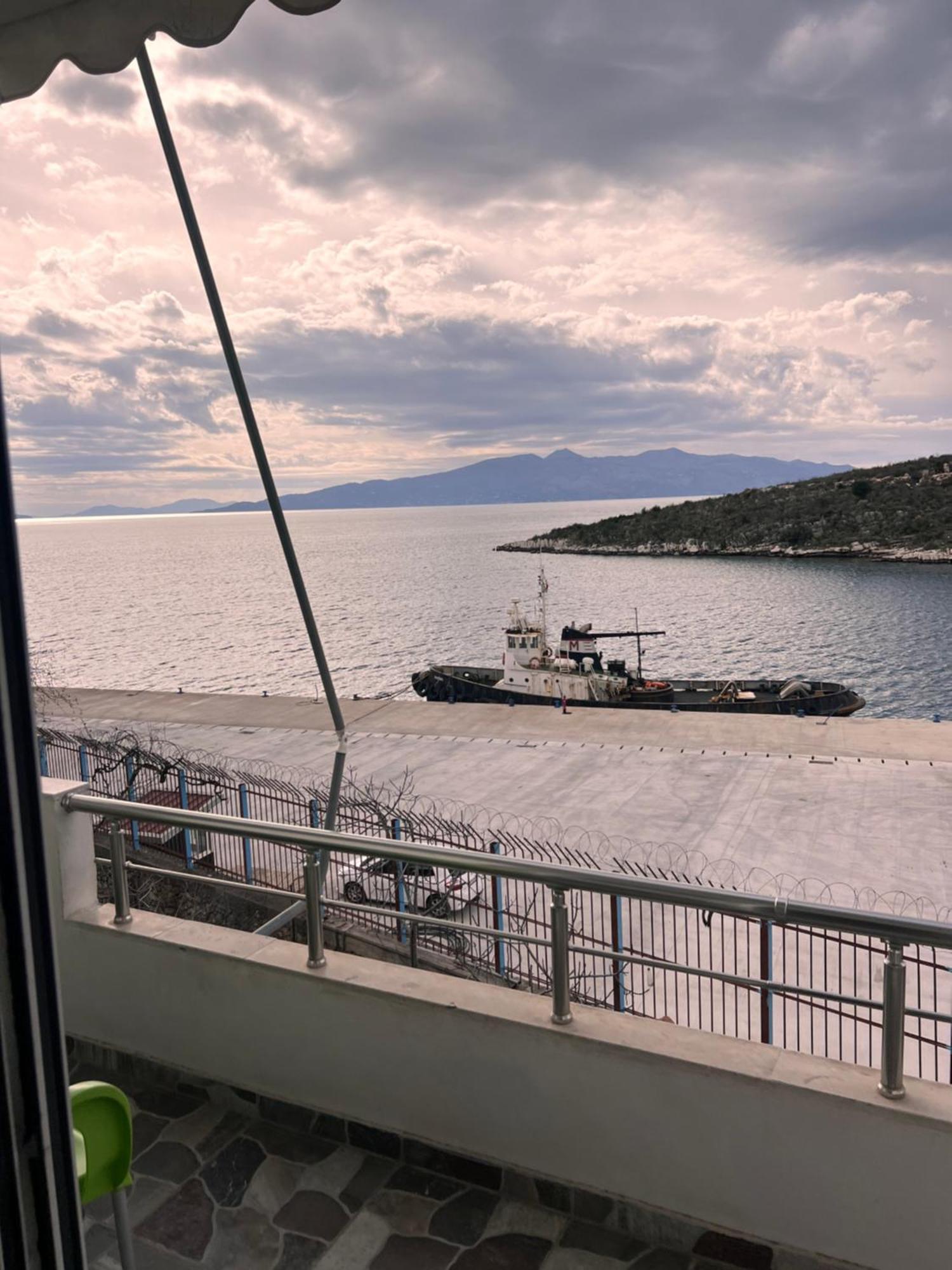 Majki Beach Apartments Саранда Екстер'єр фото