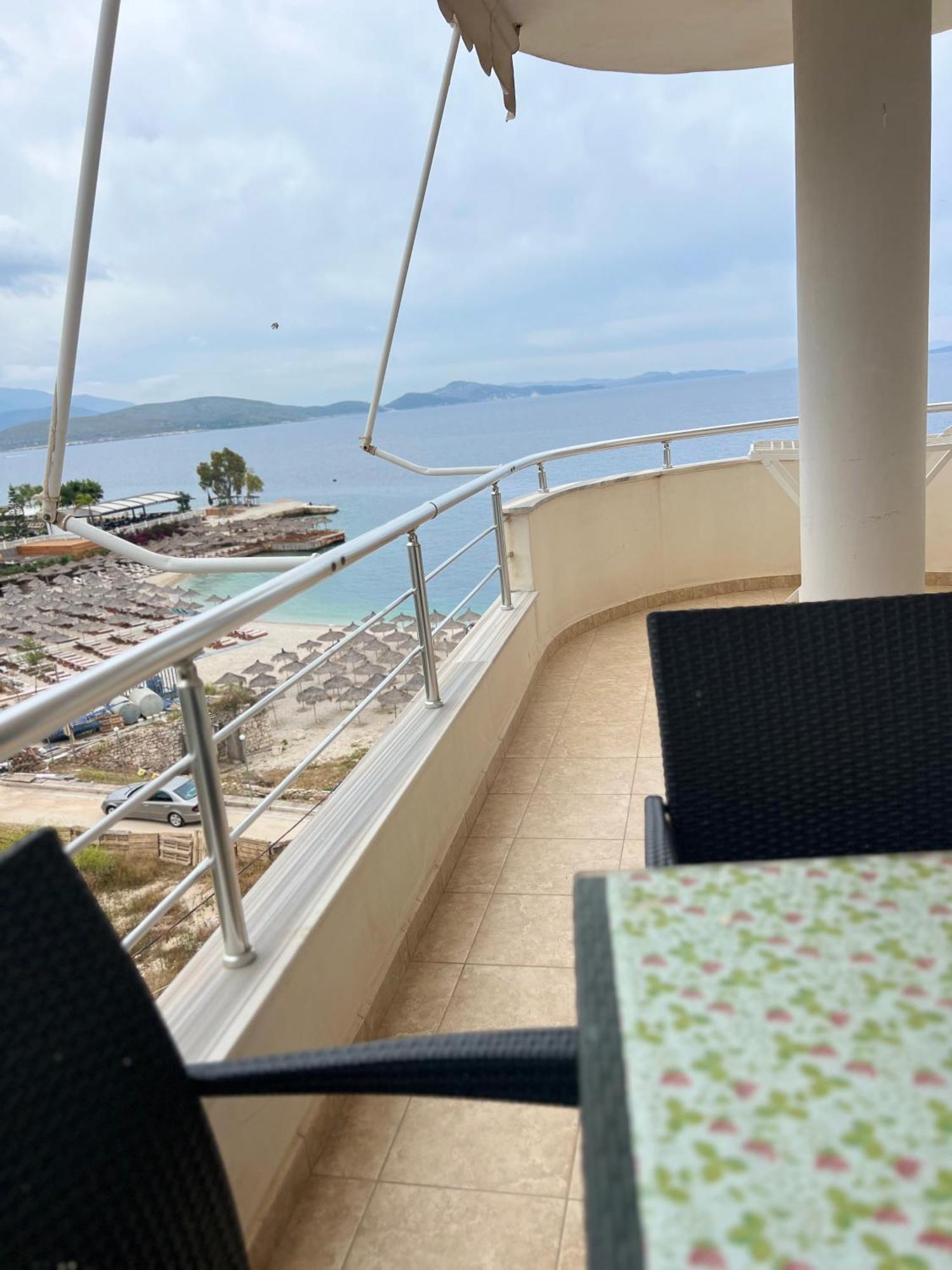Majki Beach Apartments Саранда Екстер'єр фото