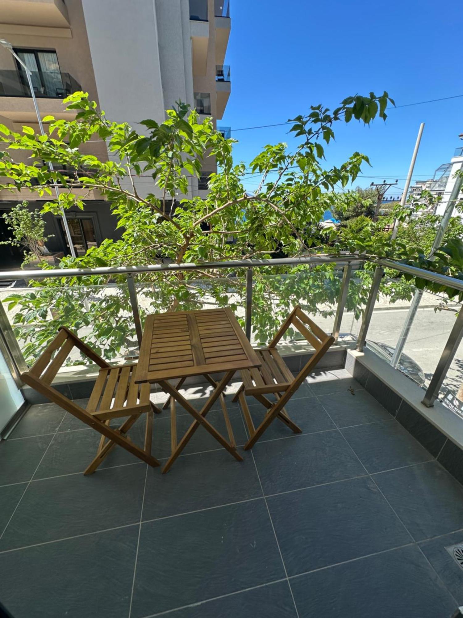 Majki Beach Apartments Саранда Екстер'єр фото